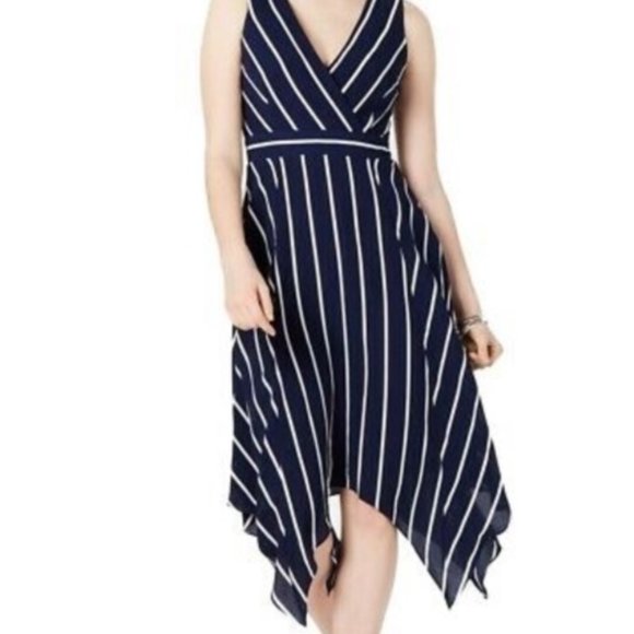 Jessica Howard Dresses & Skirts - Asymetrical Stripped Navy and White Dress